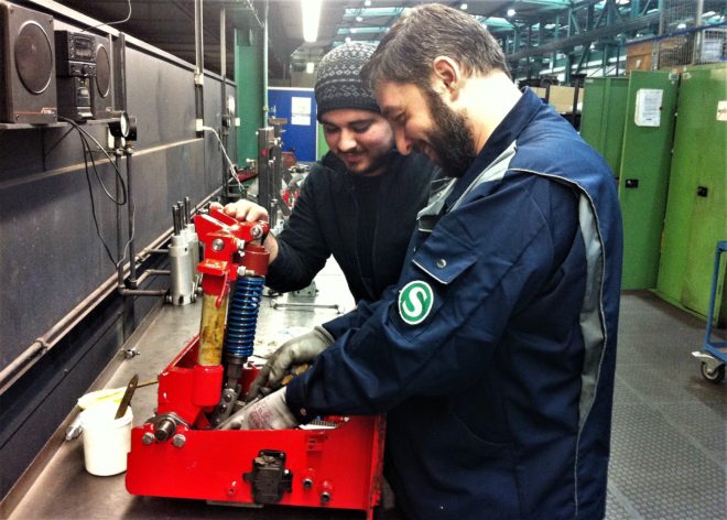 ألمانيا بحاجة إلى يد في سوق العمل - انترنت